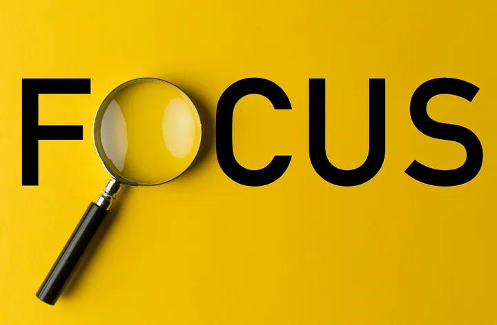 கவனம்பெறும் வசனம் (focus sentence) என்றால் என்ன?